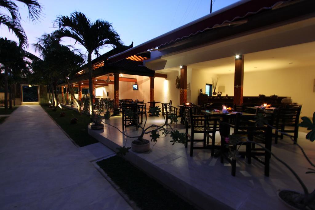 Hotel Melamun Lovina  Exterior photo