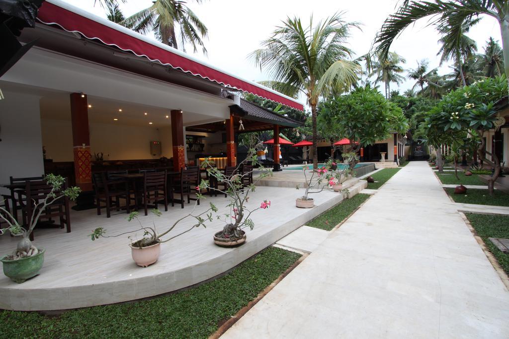 Hotel Melamun Lovina  Exterior photo